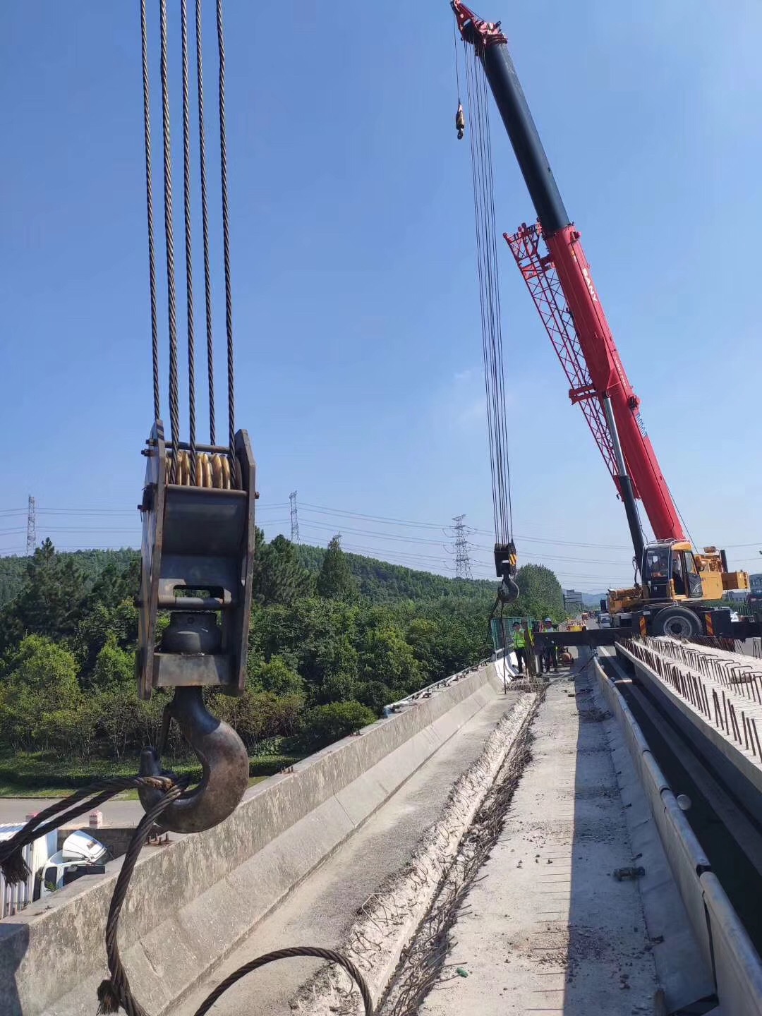温州高速桥梁吊装